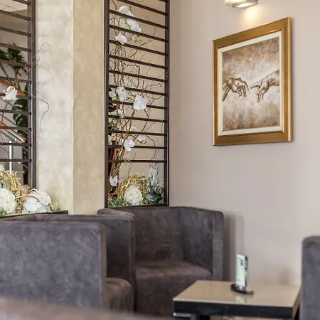 As Отель Сплит