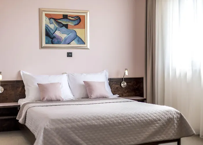 アズ 3* スプリト